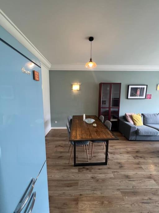 Apartment Stylish Flat With River View *