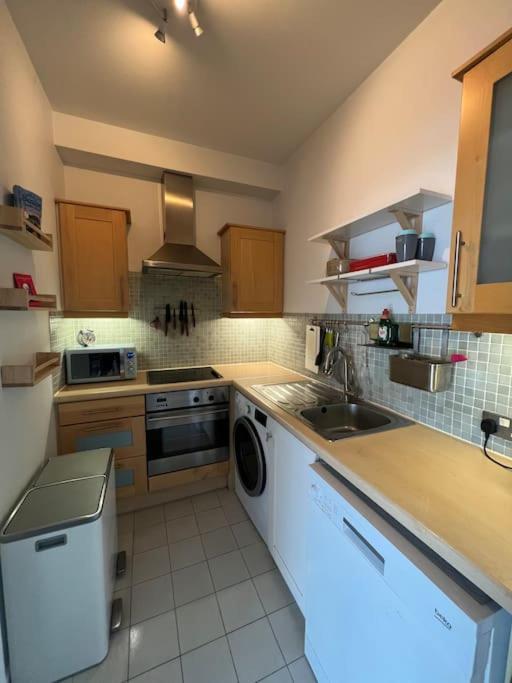 Apartment Stylish Flat With River View Dublin