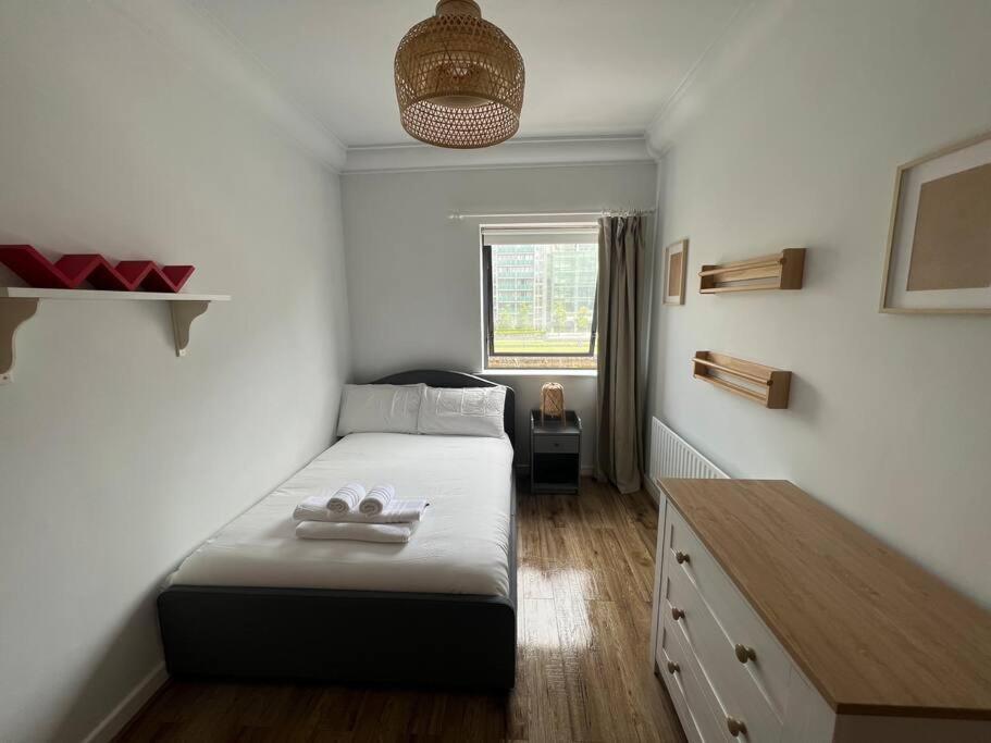 Stylish Flat With River View Dublin