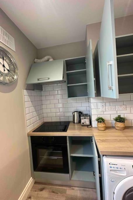 Apartment Private Cosy Studio - A1 Location *