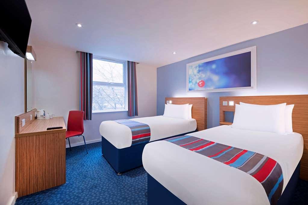 Travelodge Rathmines 3*