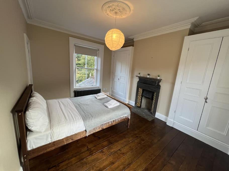 Tranquil Retreat In Historic Chapelizod Dublin