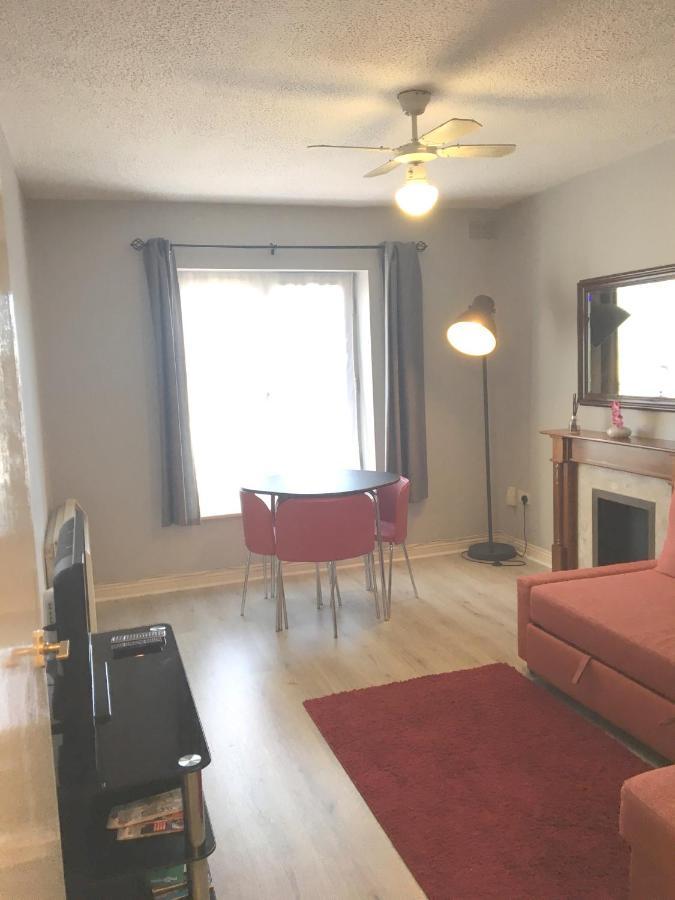 Cozy Next To Castle Apartment Dublin