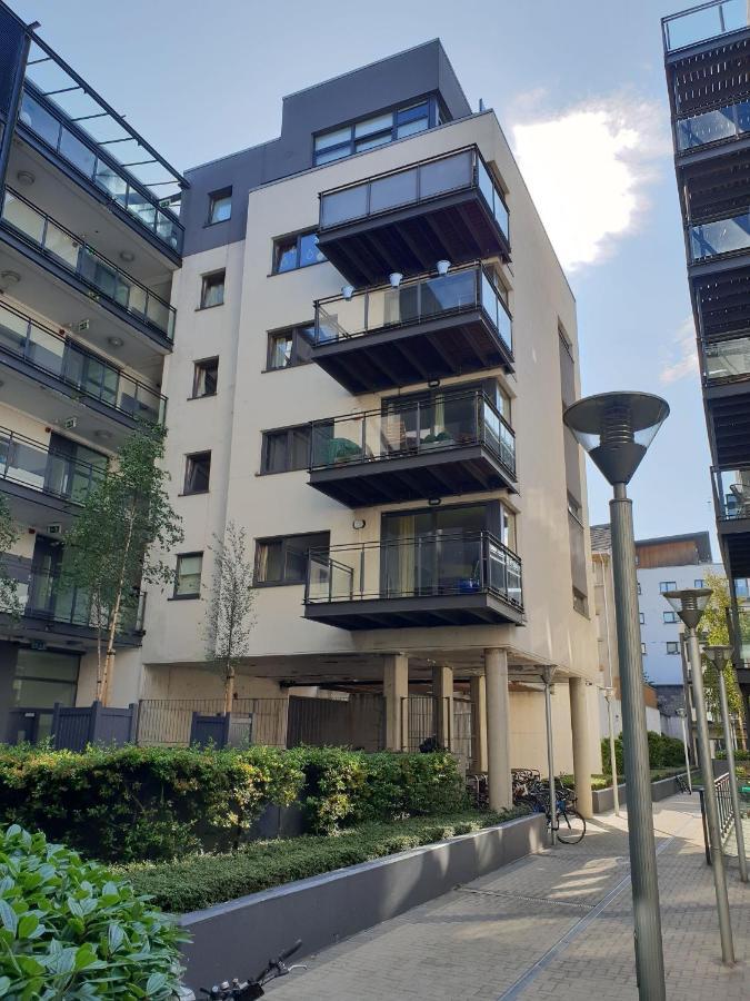 Apartment Secluded And Spacious *