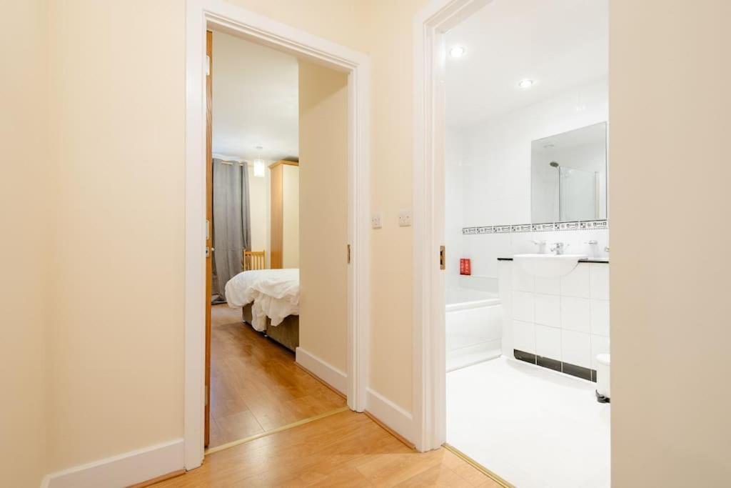Peaceful 2 Bedrooms Near St Patrick's Cathedral