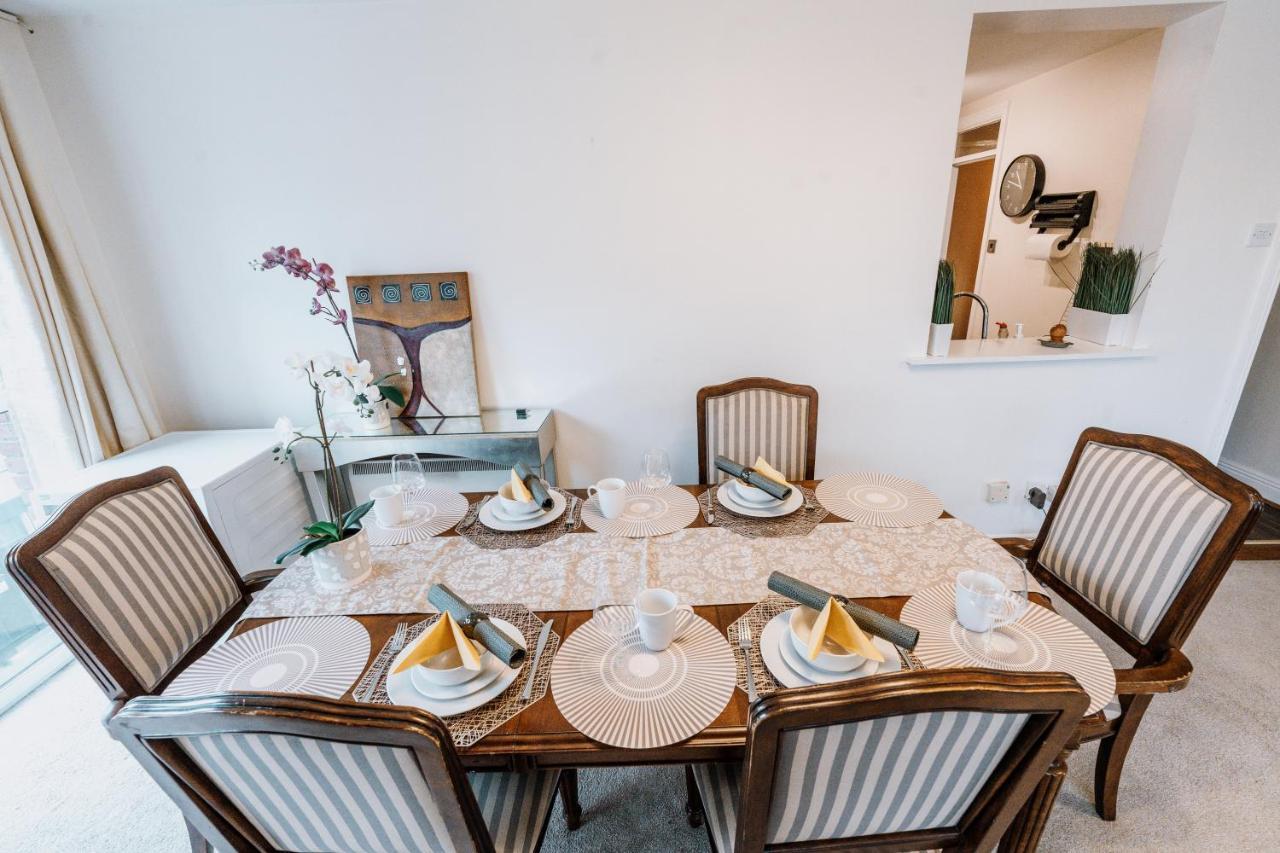 Apartment Smithfield Square Nest Entire *