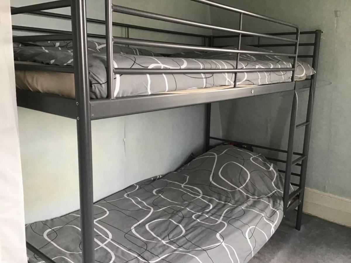 Emma'S Cozy Stay Hostel