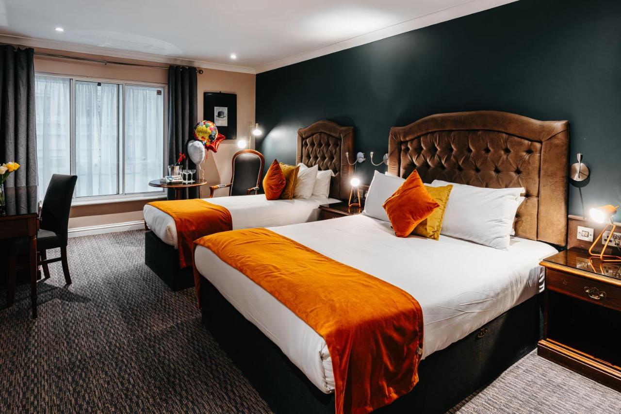 Drury Court Hotel 3*