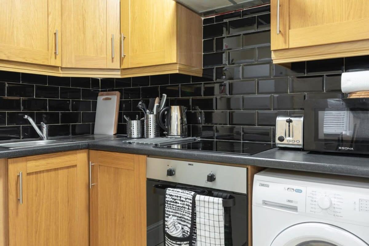 1bed Reliable Fast Wifi & Tv Apartment *