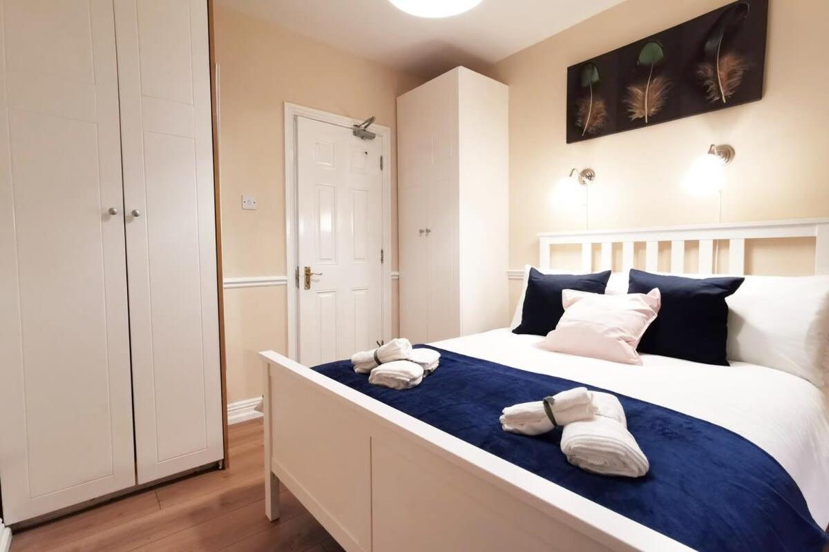 Apartment New Spacious & 3bedroom Tv& Wifi