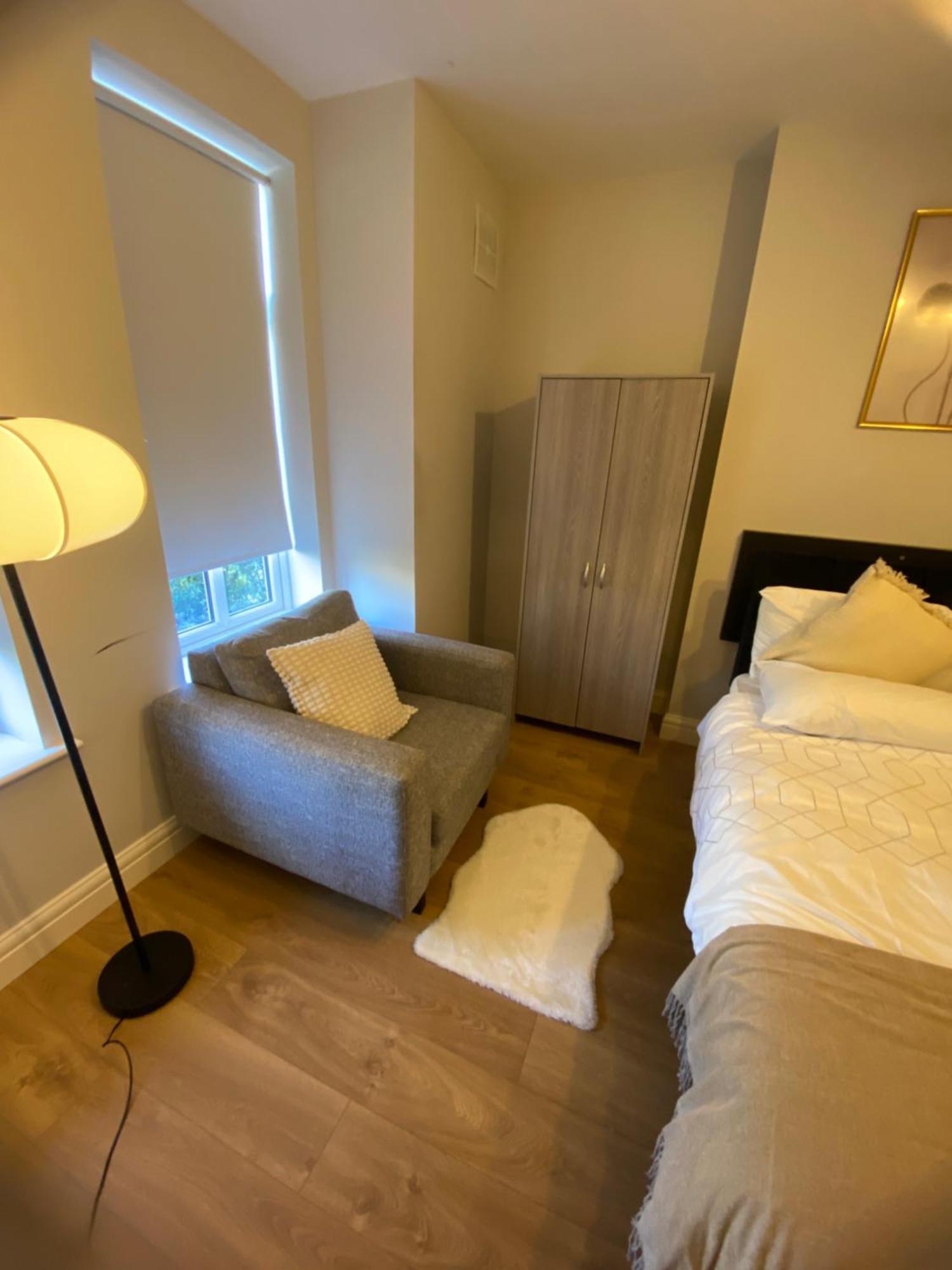 Extra Large In New House At Citywest Homestay Dublin