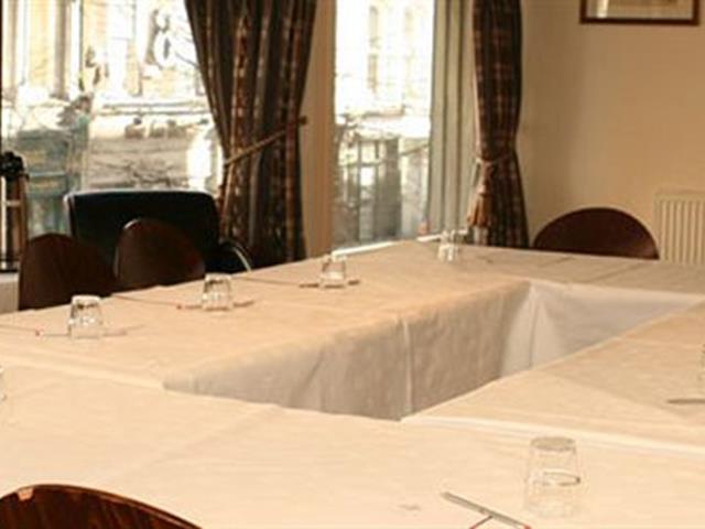 Hotel Paramount