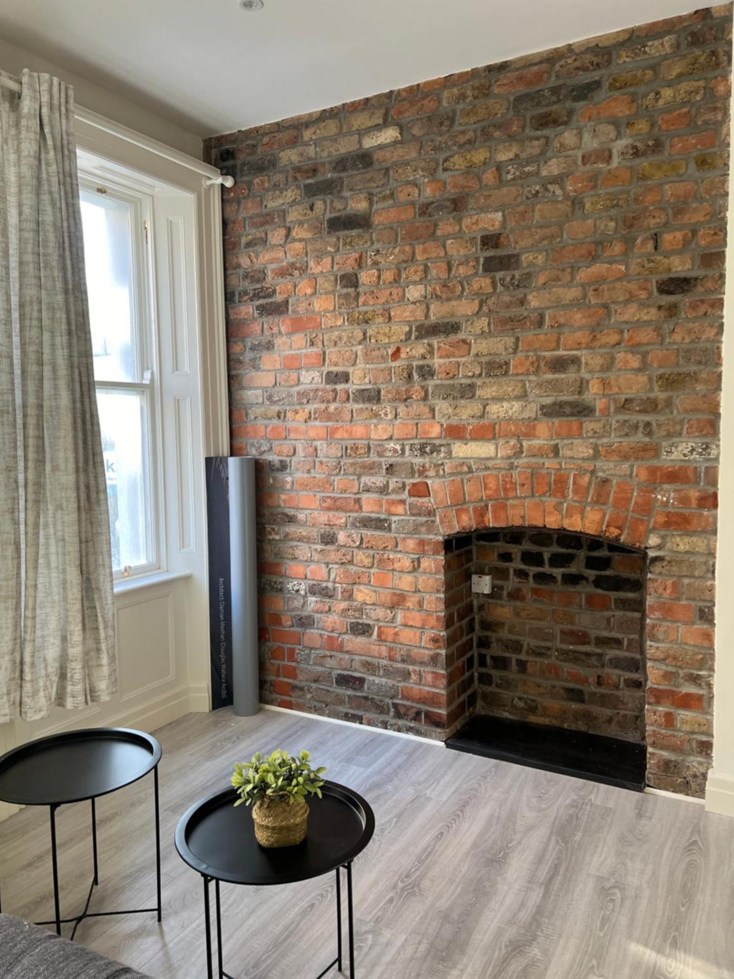 Apartment Spires Entire