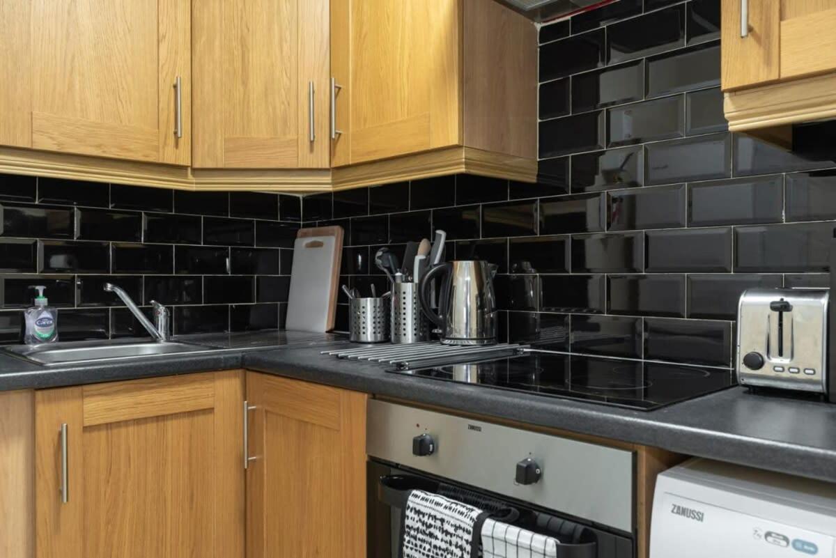 Apartment 1bed Reliable Fast Wifi & Tv