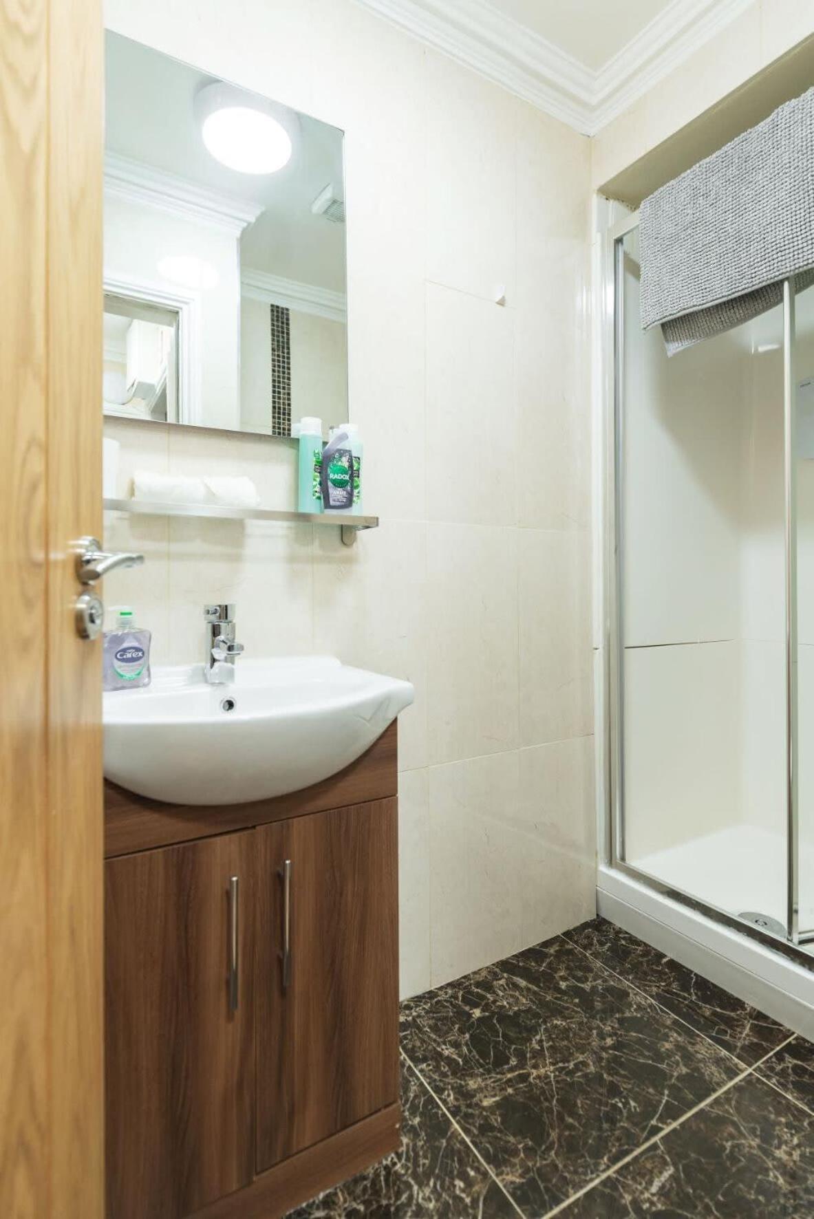 1bed Reliable Fast Wifi & Tv *