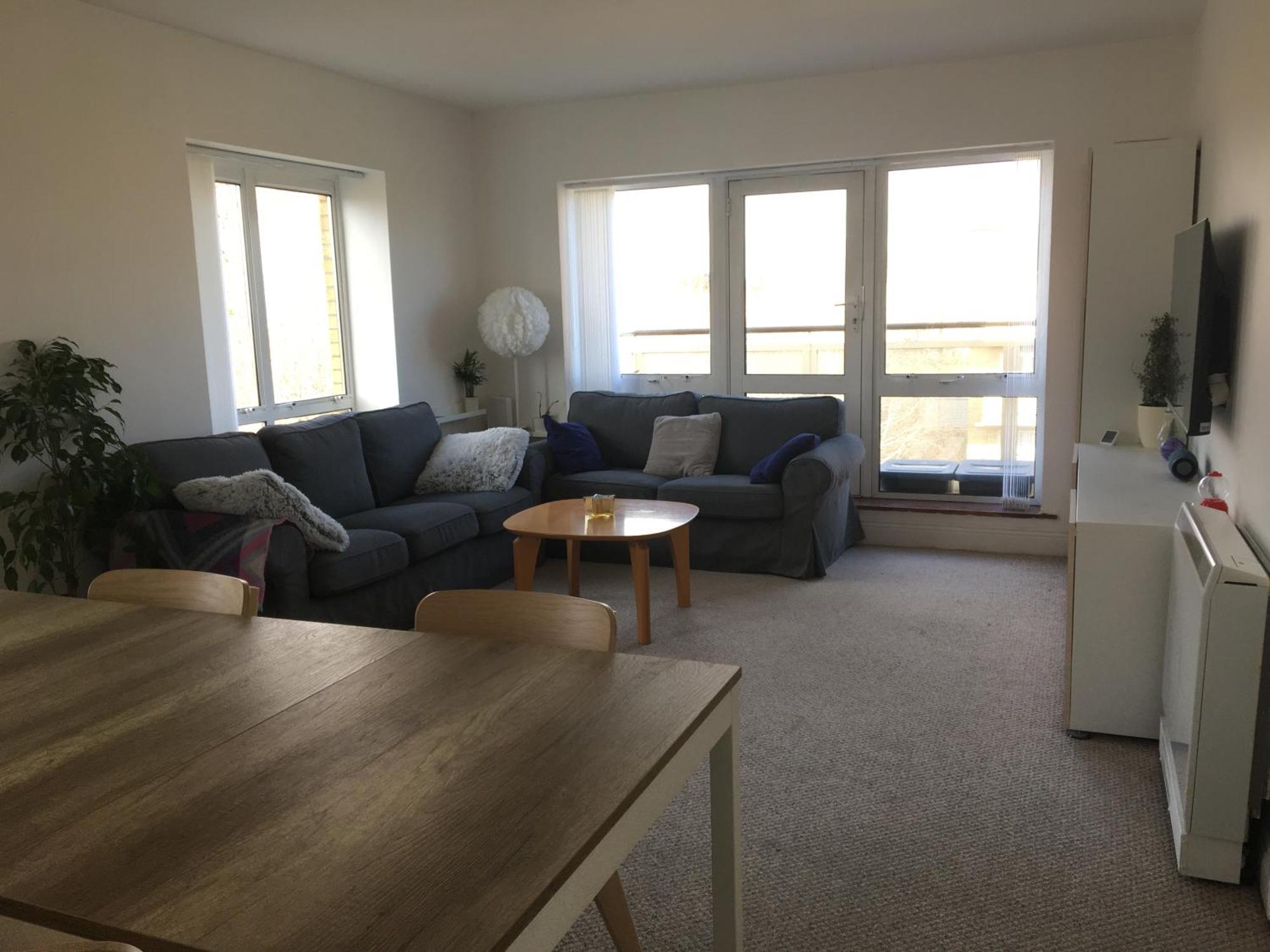Spacious 3 Bedroom With Parking Apartment