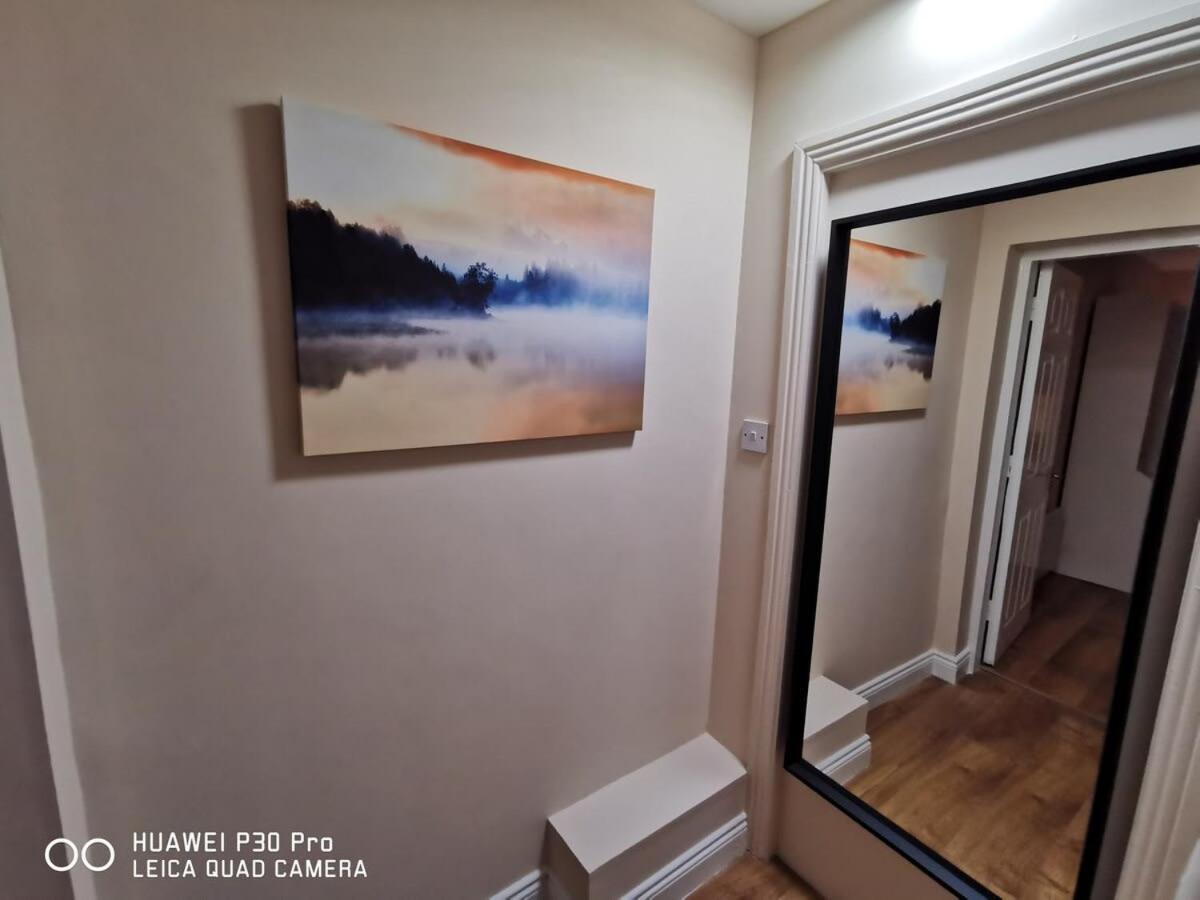 New Spacious & 3bedroom Tv& Wifi *