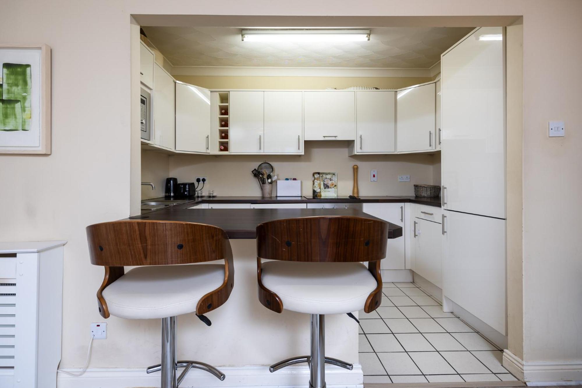 Apartment Fantastic 2bd In The Location In *