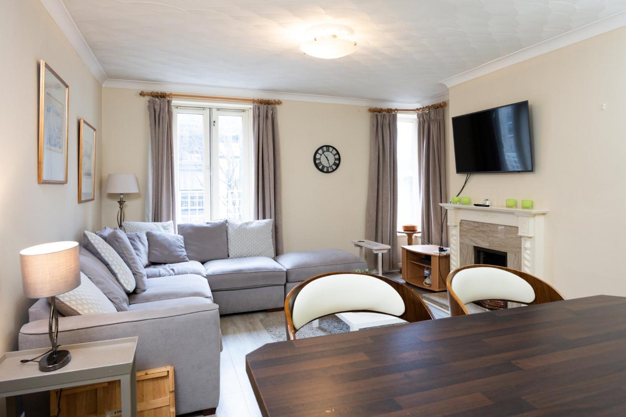 Fantastic 2bd In The Location In
