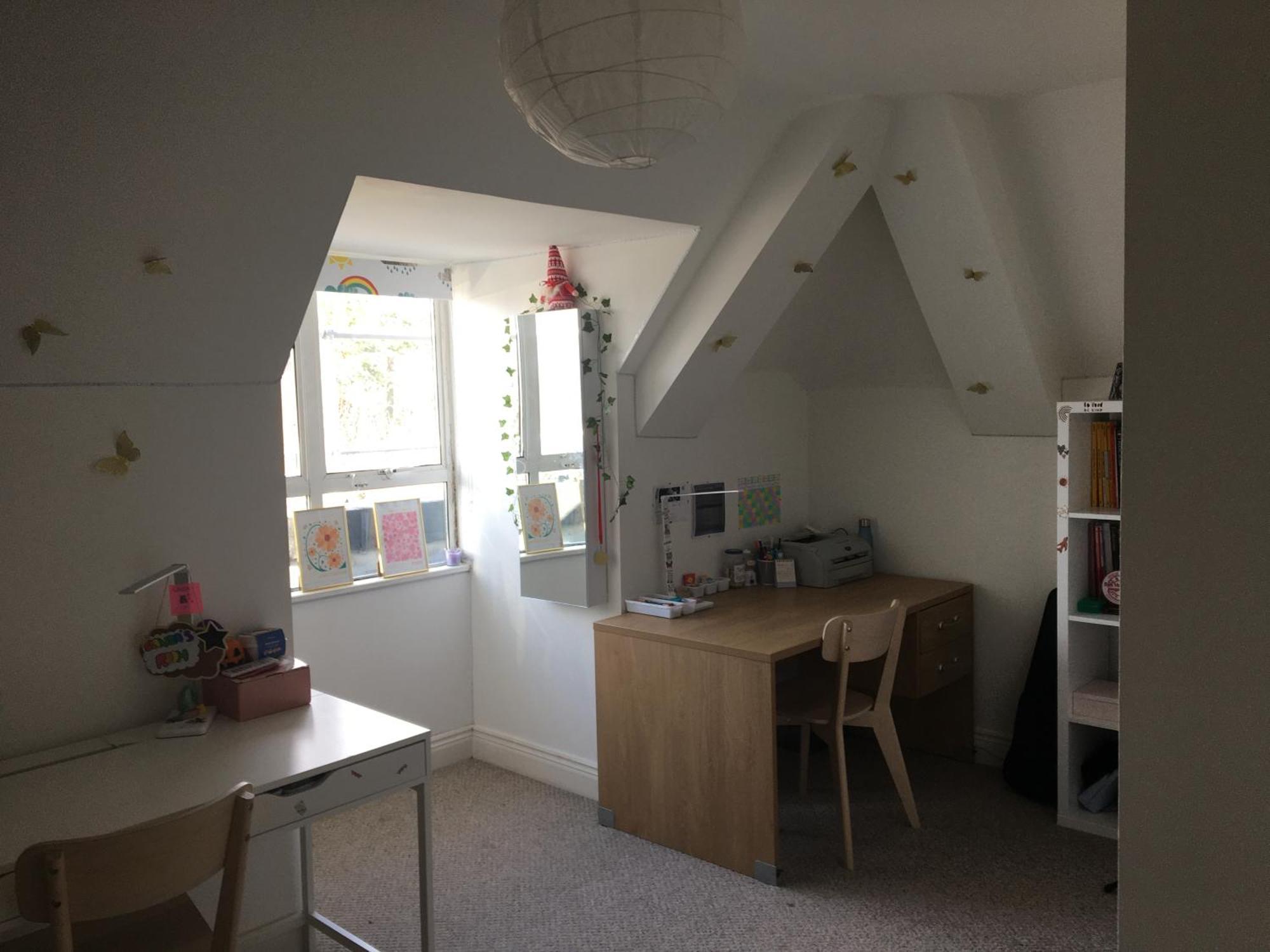 Apartment Spacious 3 Bedroom With Parking