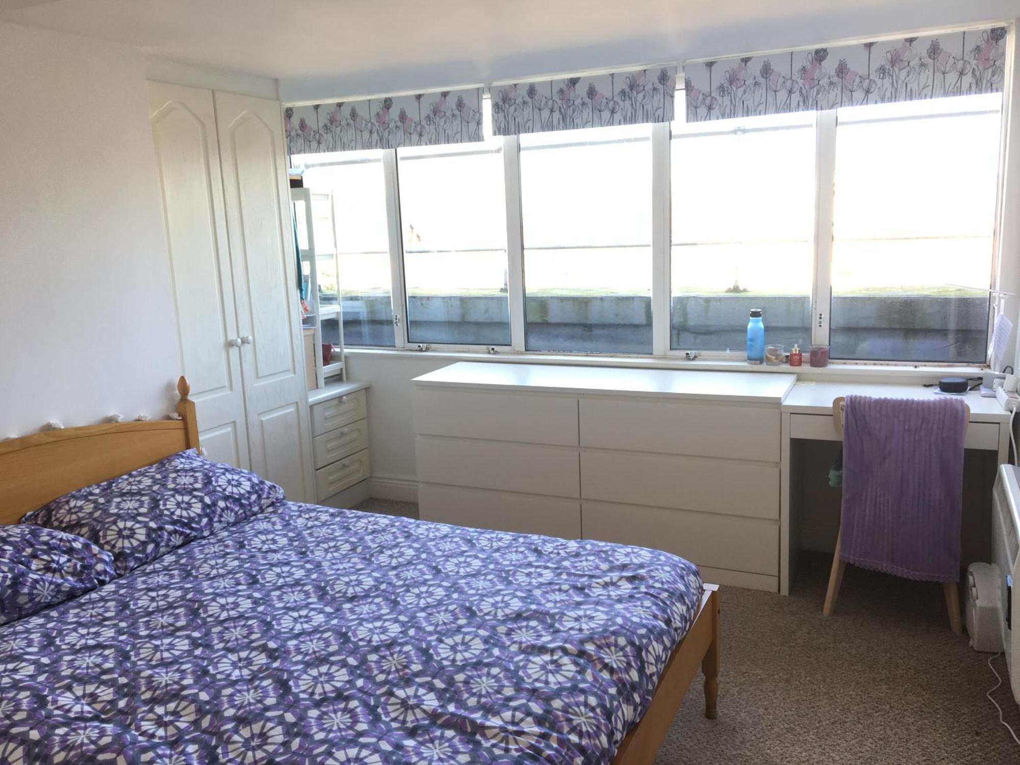 Spacious 3 Bedroom With Parking Apartment Dublin