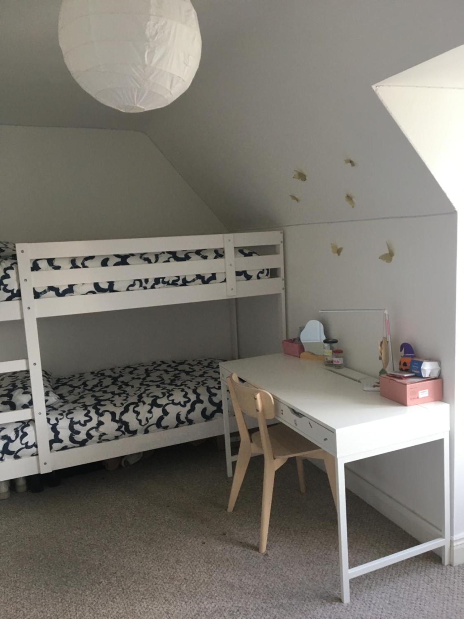 Apartment Spacious 3 Bedroom With Parking