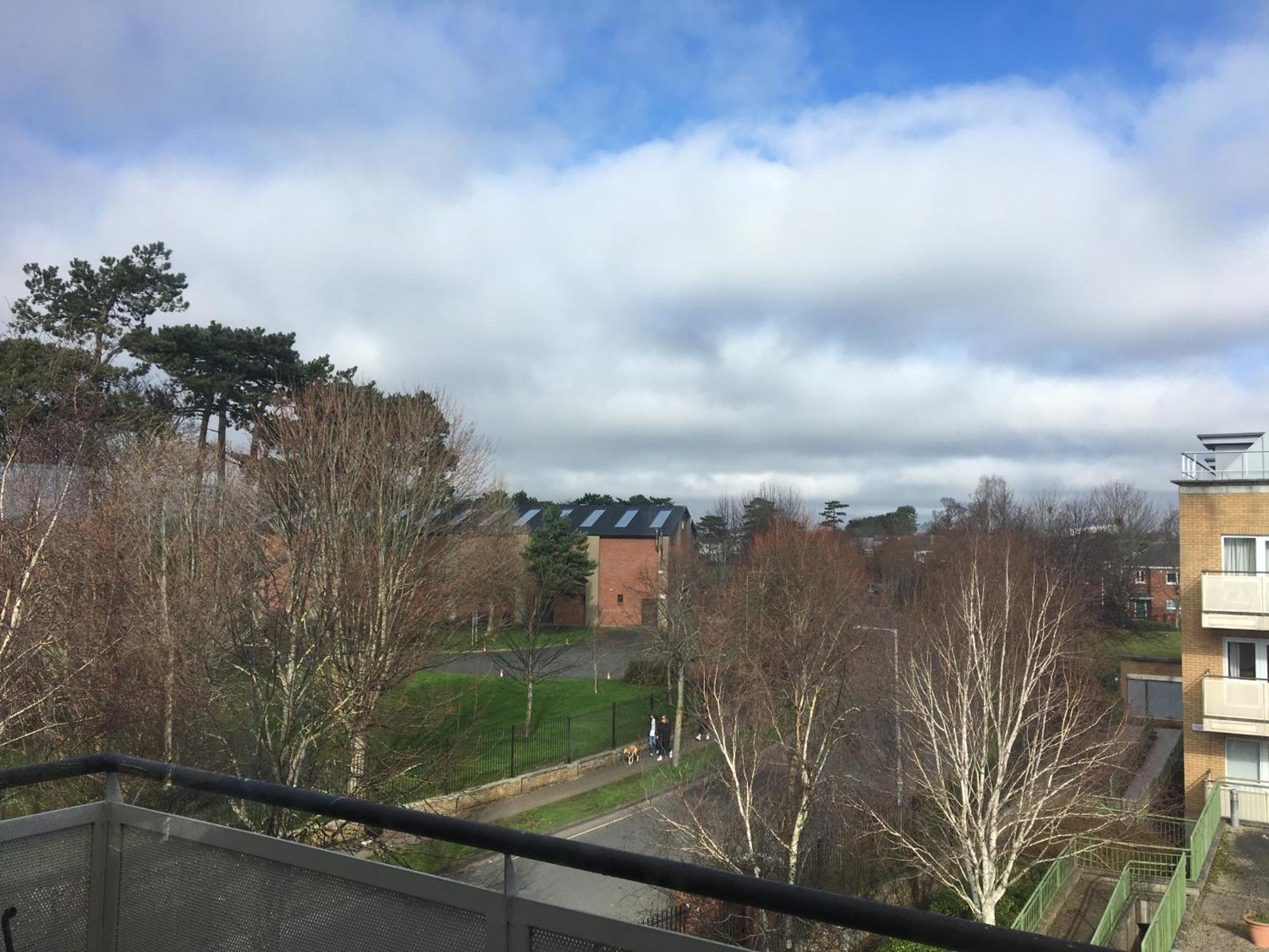 Spacious 3 Bedroom With Parking * Dublin