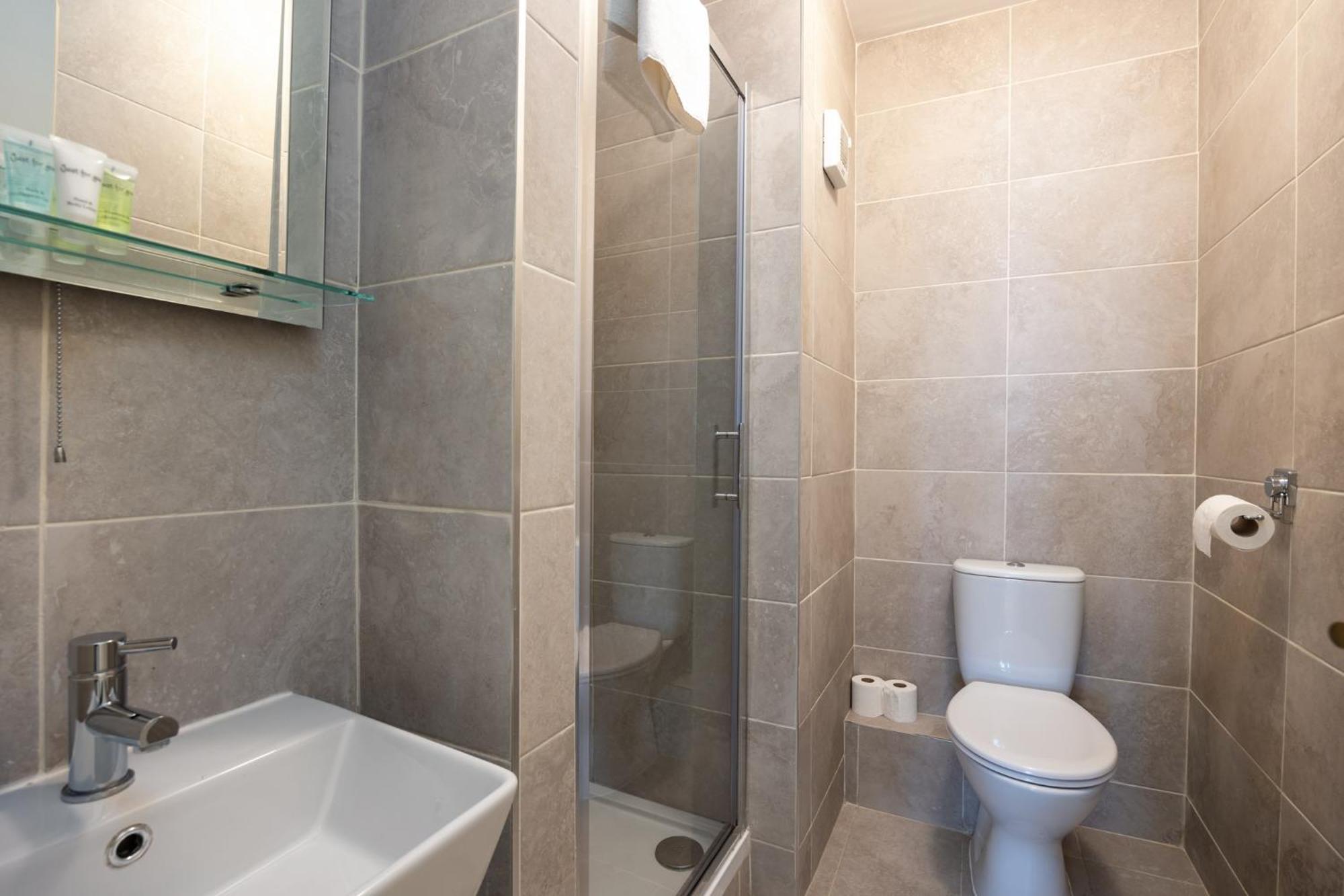 Fantastic 2bd In The Location In Apartment