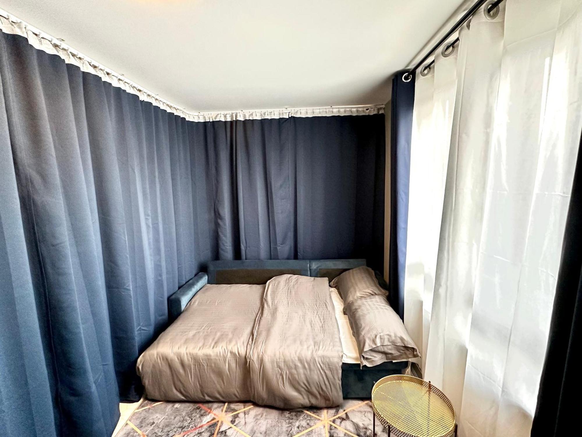 Modern 2bedroom Oasis Near Centre & Airport Apartment