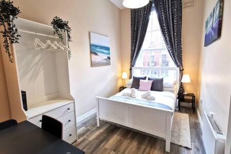 Great Location 1bed Off Oconnell St *