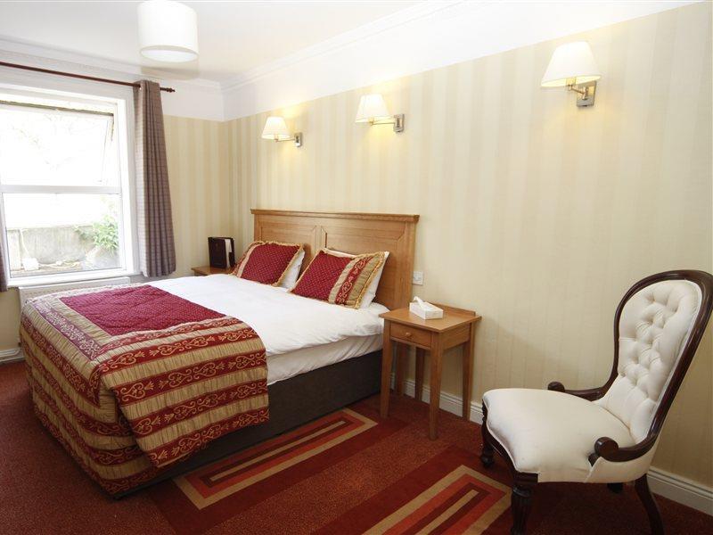 Hotel St George By Nina 3*