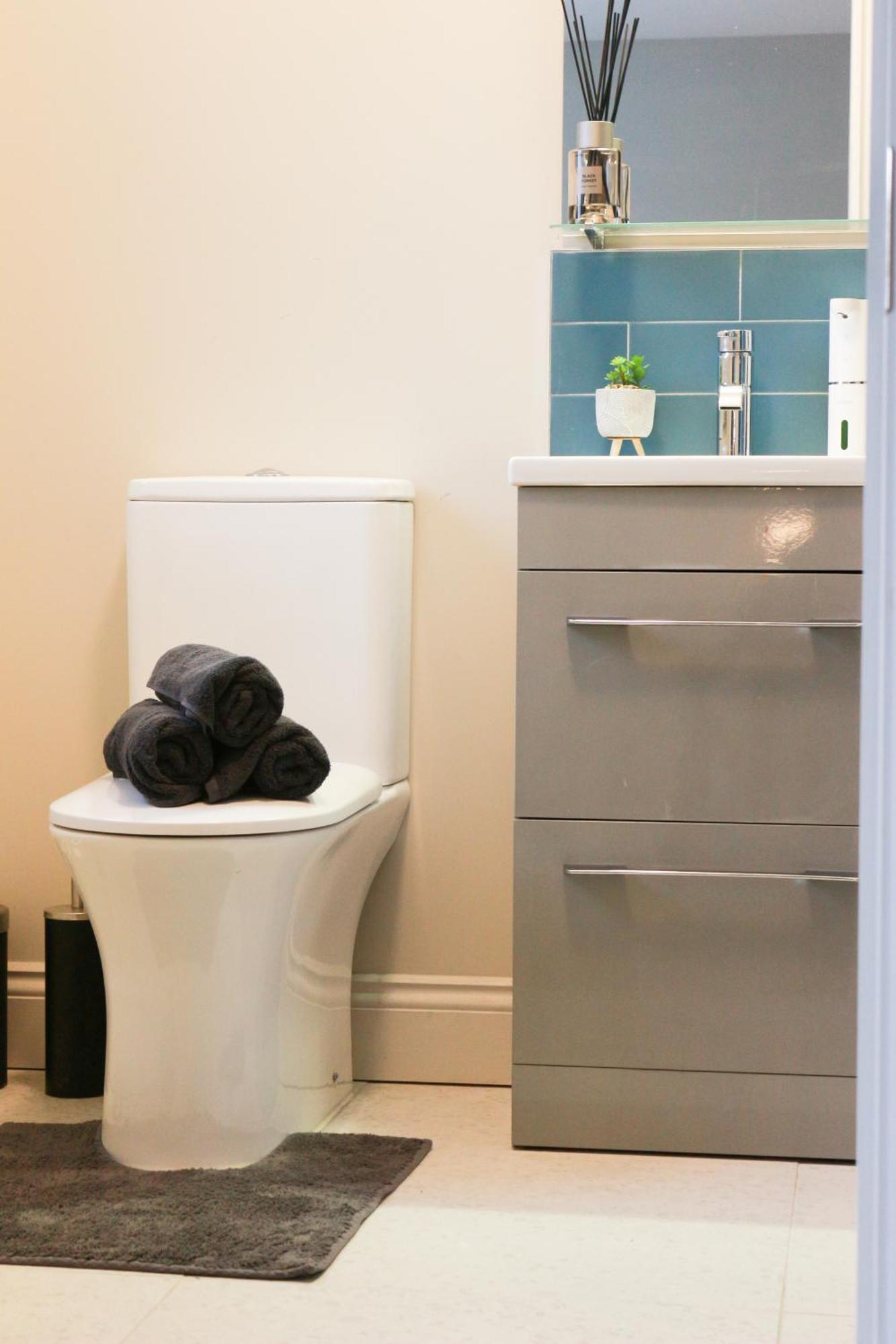 The Hive - Luxury Ensuite - Full Privacy As Only On The Floor! Dublin