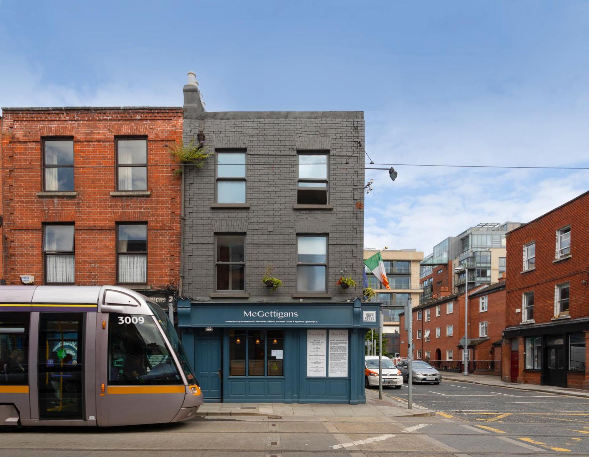 Gasthof Mcgettigan's Townhouse - Olives & Figs Bistro 3*