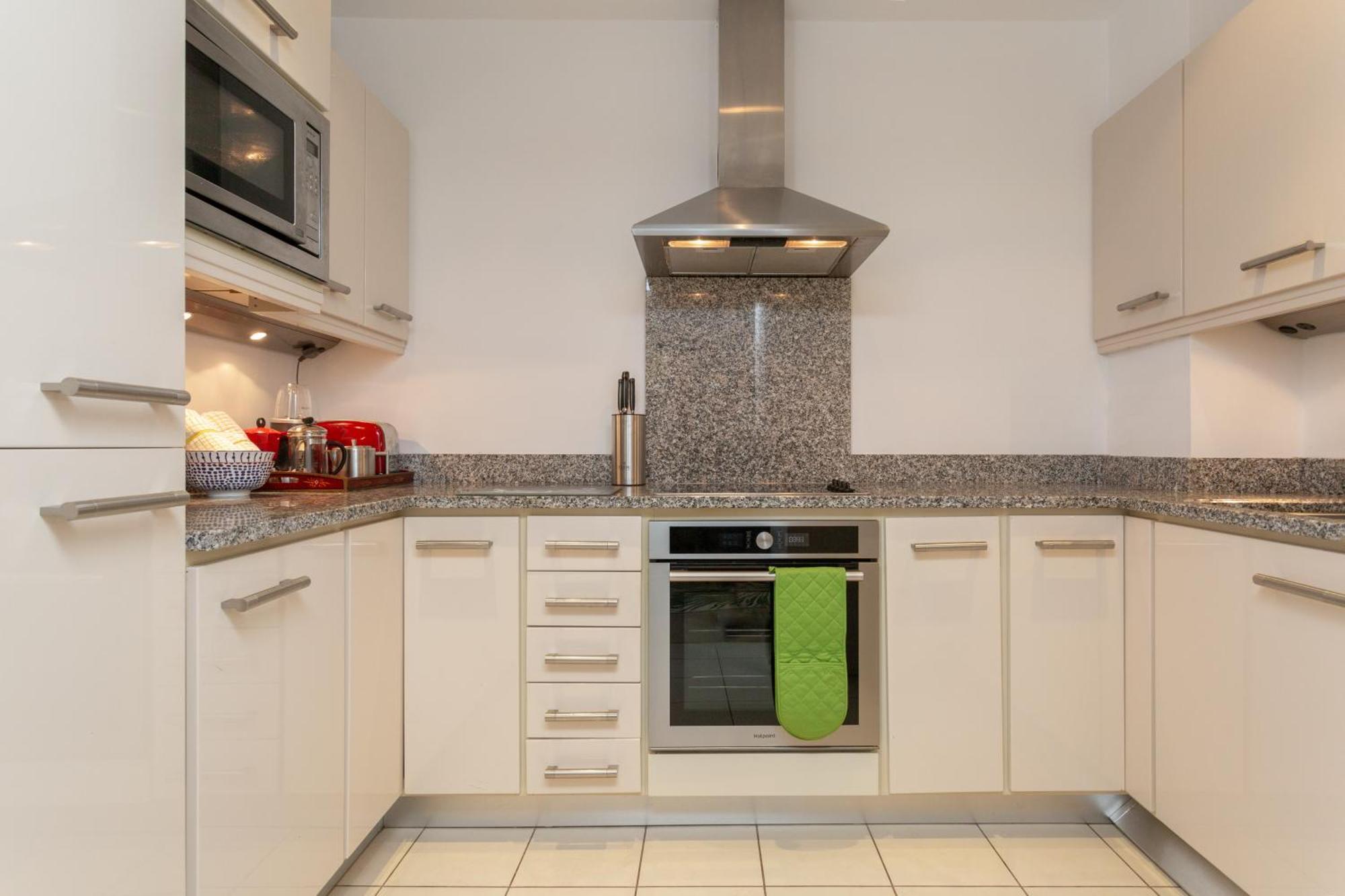 Spectacular 2 Bedroom With Sunny Garden & Terrace Bed & Breakfast Dublin