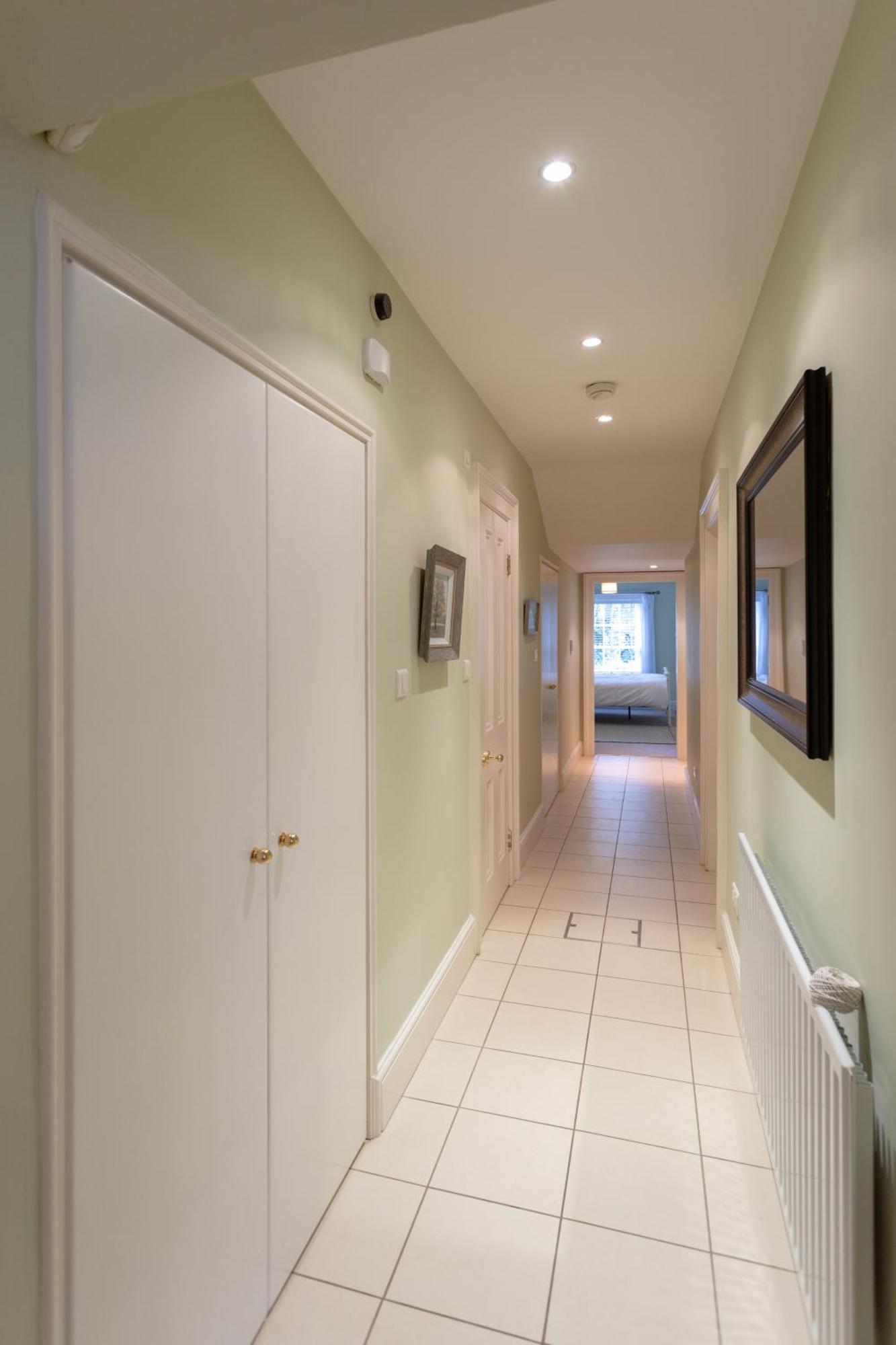 Spectacular 2 Bedroom With Sunny Garden & Terrace Bed & Breakfast *