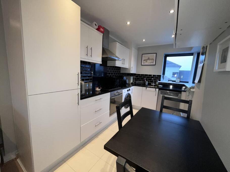 The Coastal - Apartment *