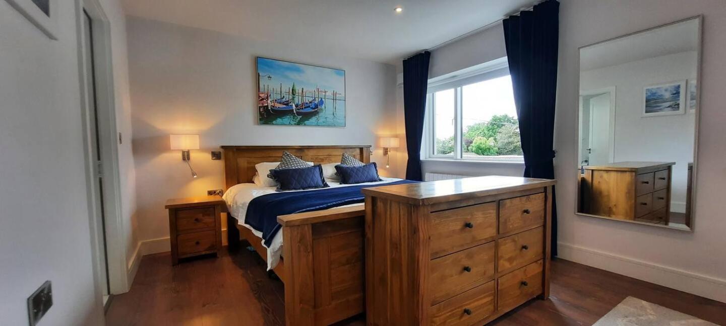 Stunning Family Sleeps 10 *