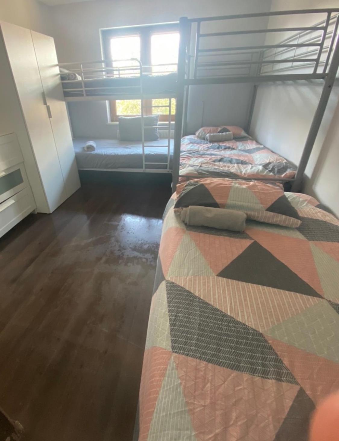 Homestay Airport Big With Bathroom Outside - Kitchen Only 7 Days Reservation Dublin