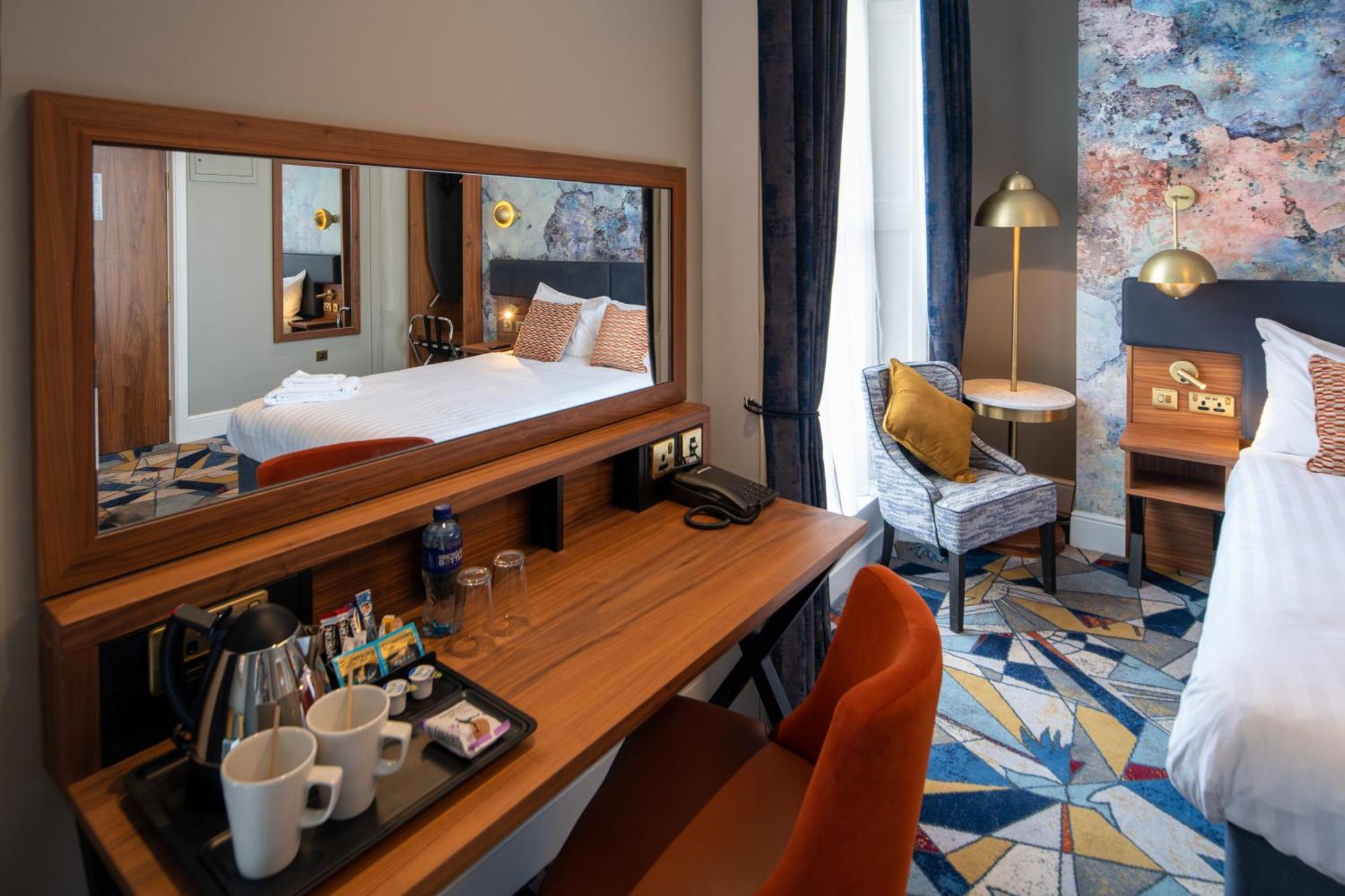 Keavan's Port Hotel, 4* Dublin