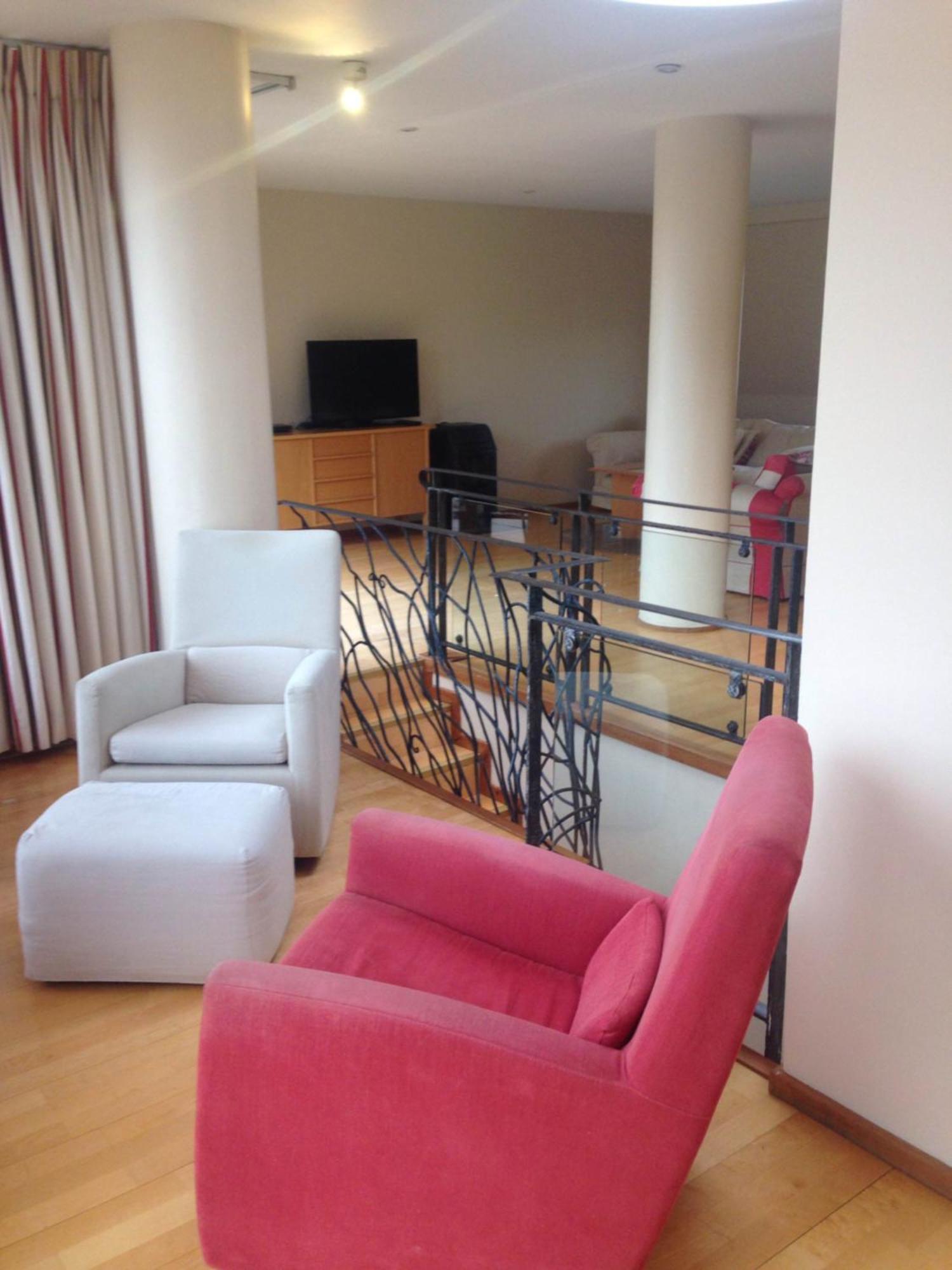 Apartment Molesworthcourt *