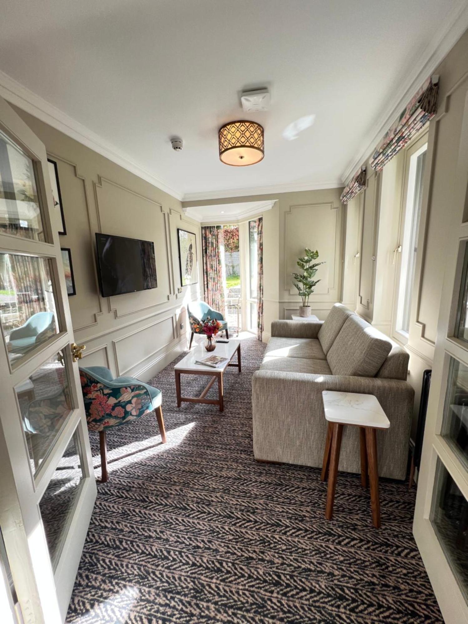 Waterloo Town House & Hotel 4*