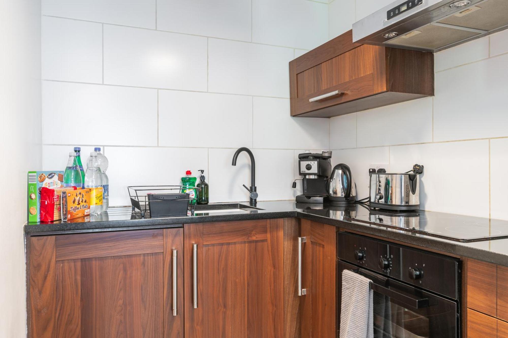 Lovely 2-bed In The Heart Of *