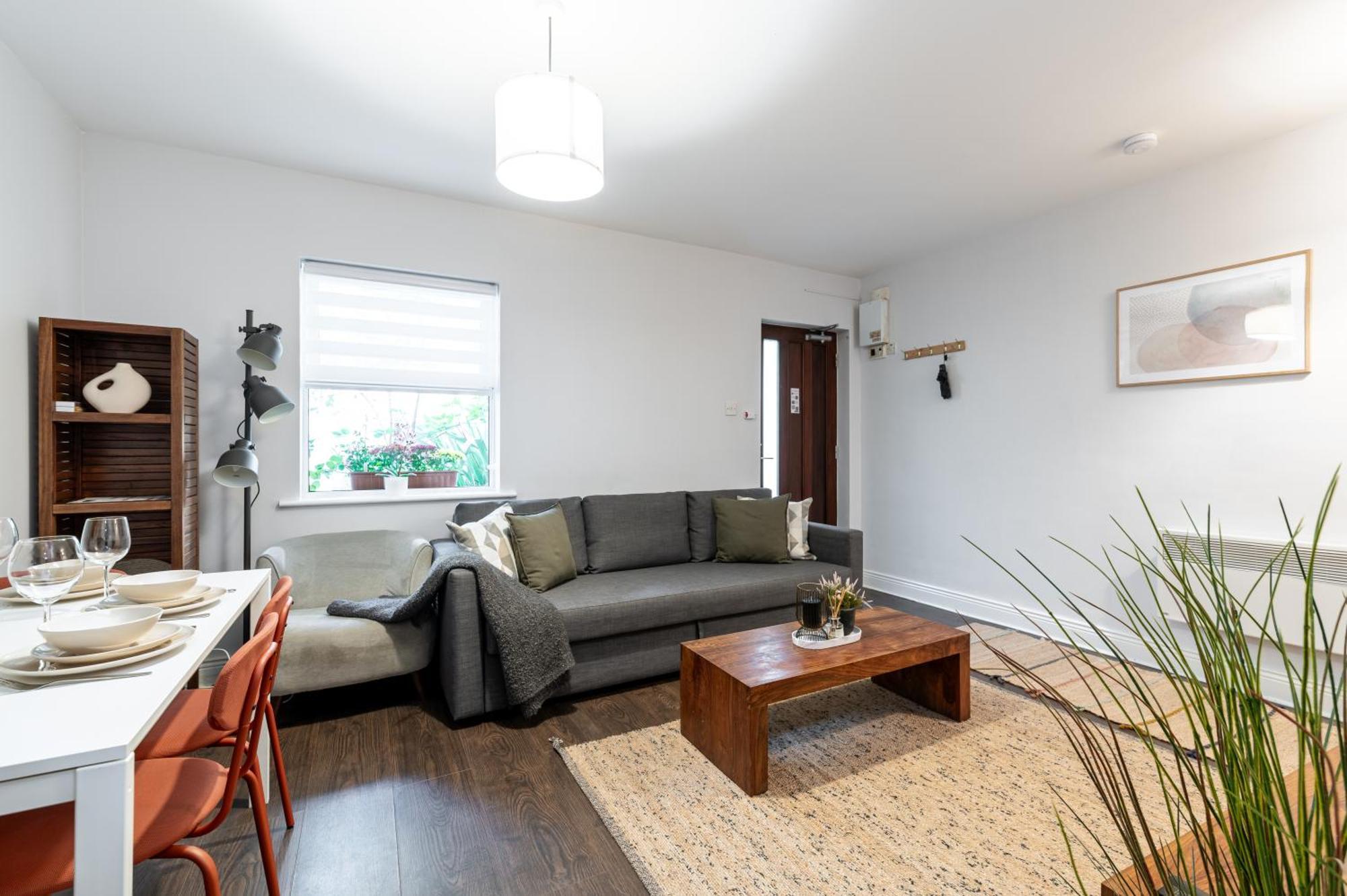 Lovely 2-bed In The Heart Of *