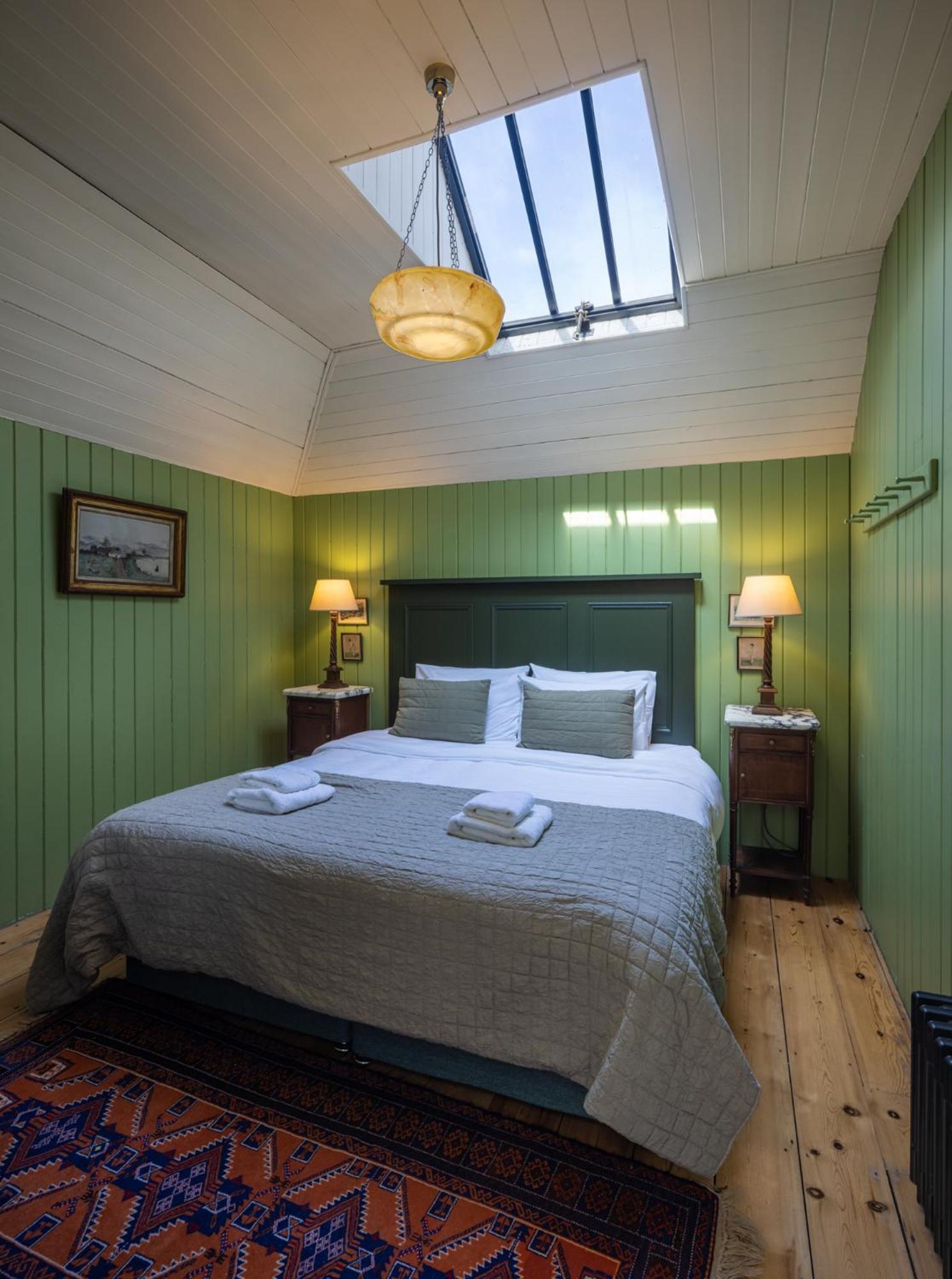 Merrion Mews Apartment