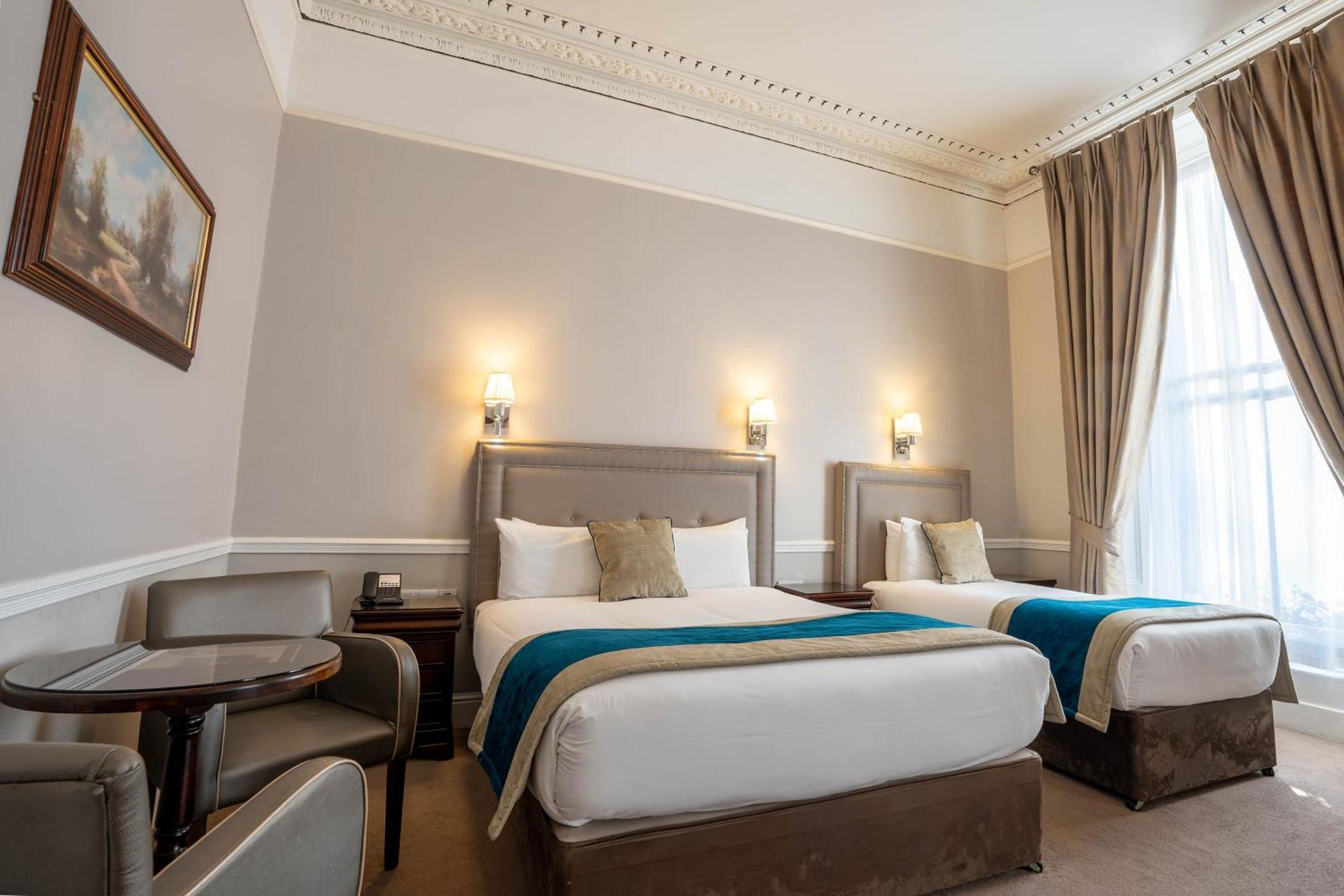 Harcourt Hotel 3*