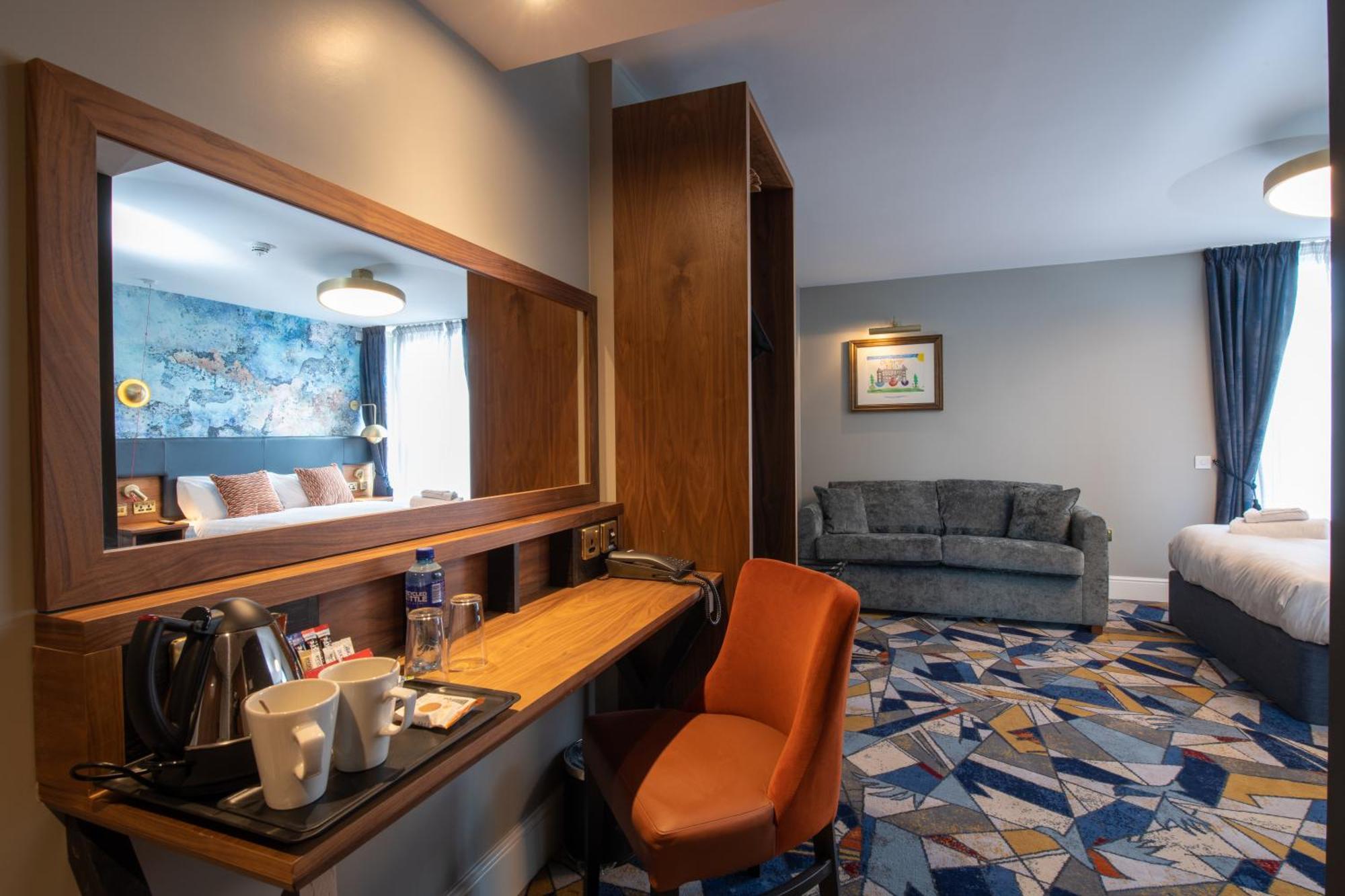 Keavan's Port Hotel, 4* Dublin