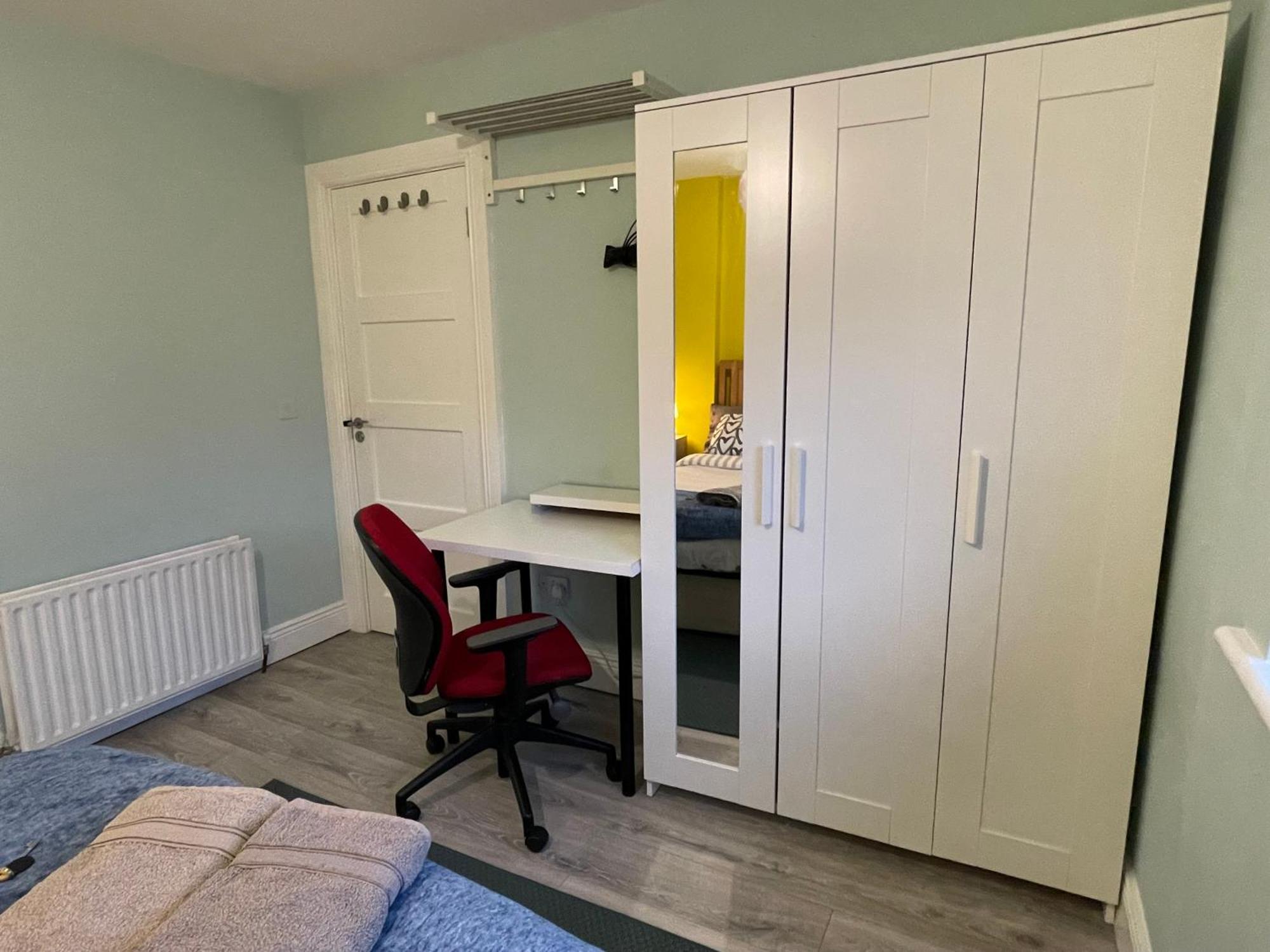 Homestay Friendly Linenhall Dublin