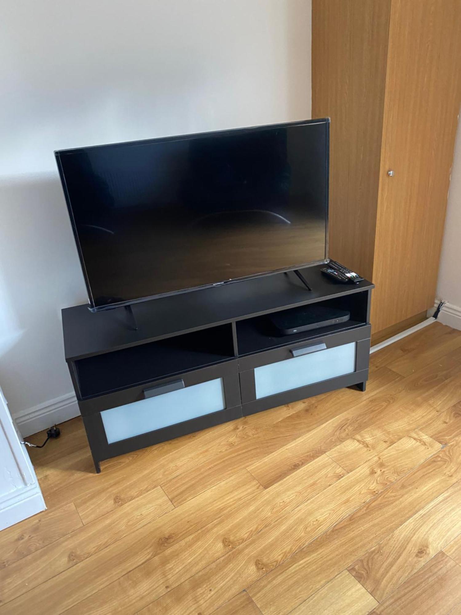 Modern Comfortable Four Bedroom House In Great Location Apartment