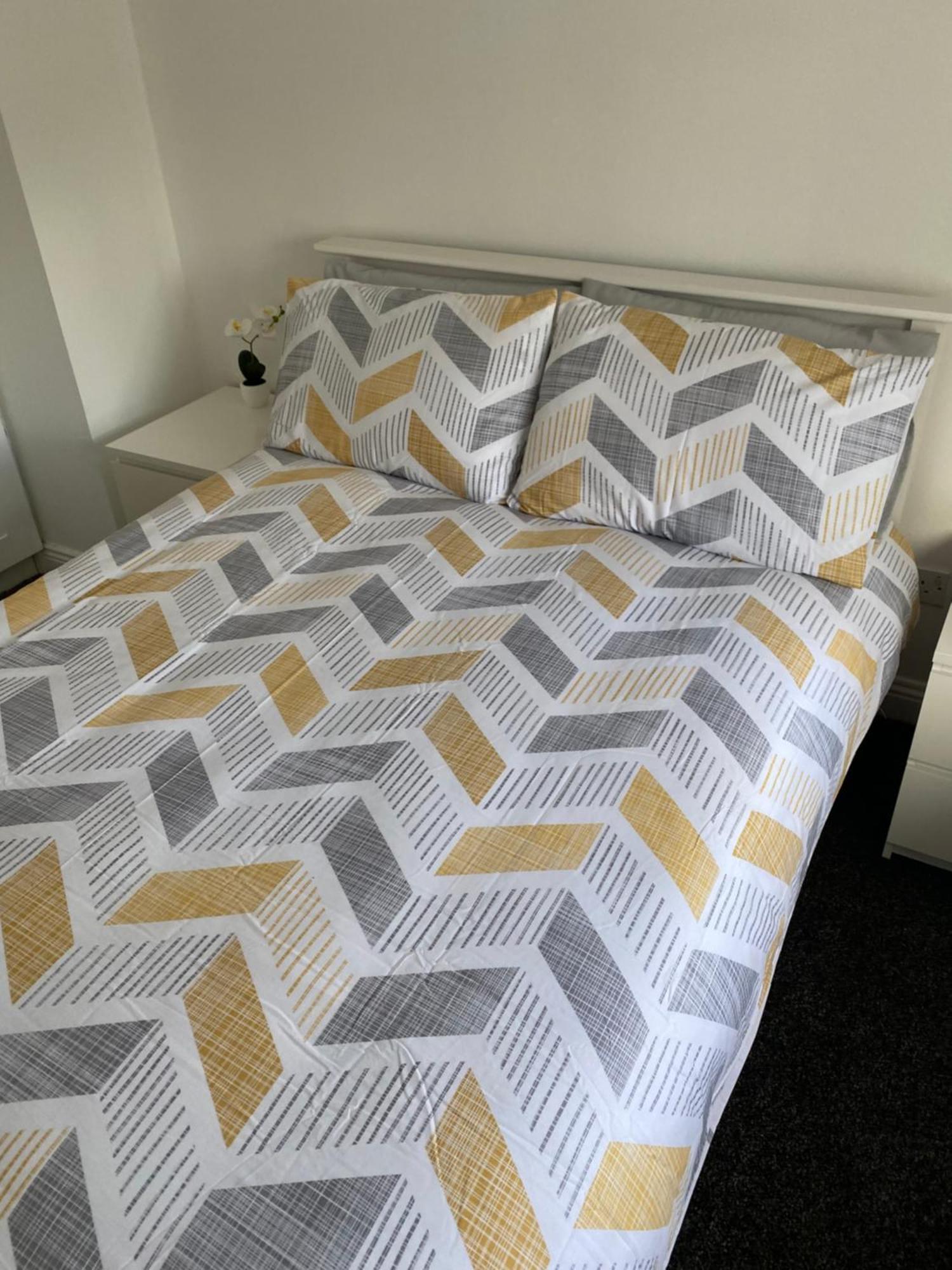 Modern Comfortable Four Bedroom House In Great Location * Dublin