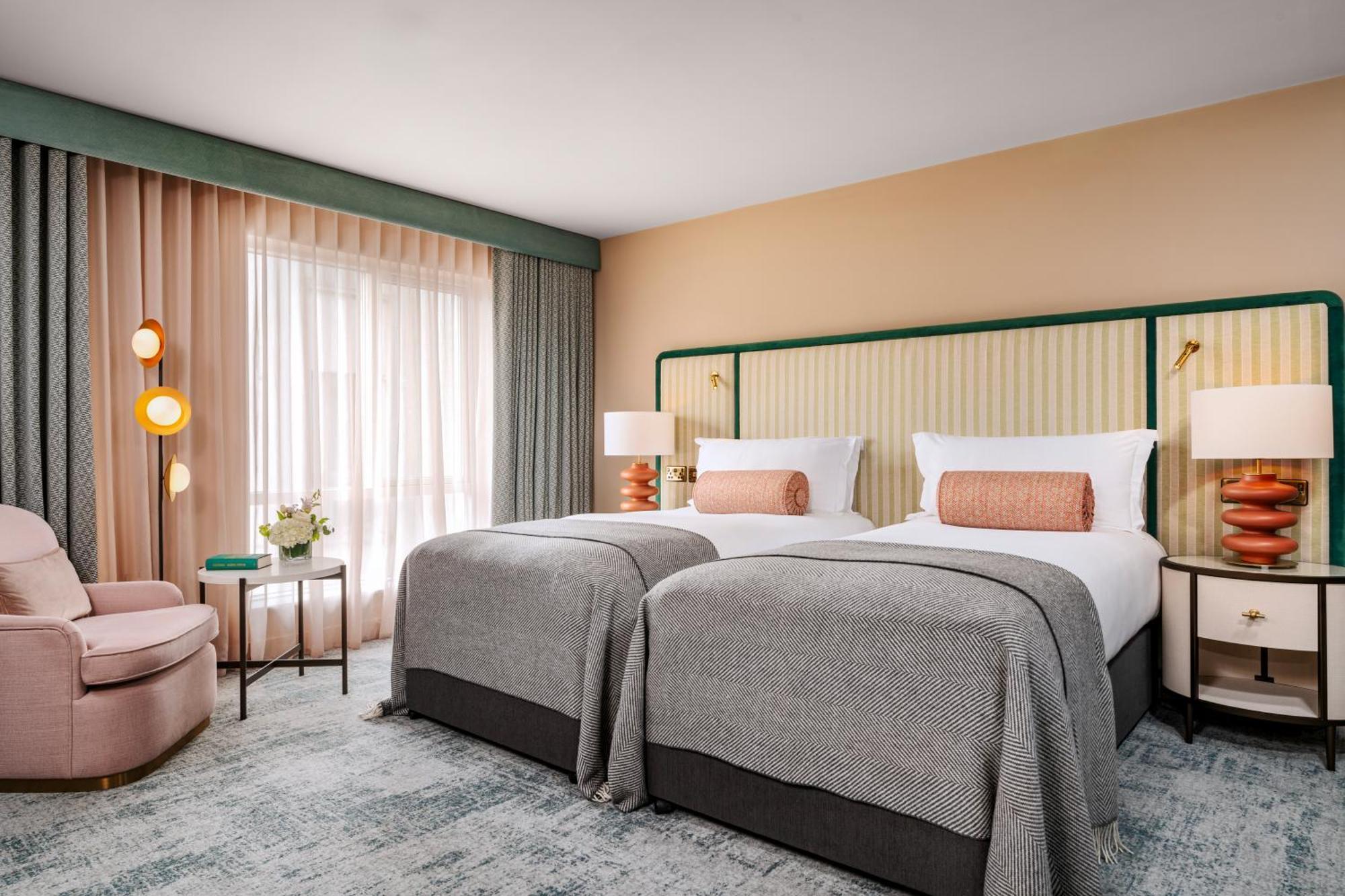 Hotel The